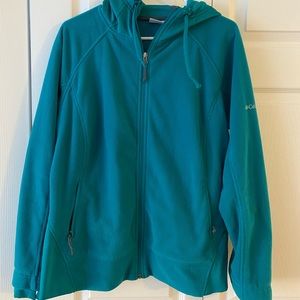 Teal Columbia brand Fleece jacket, Size XL, Good Condition, Smoke Free Home